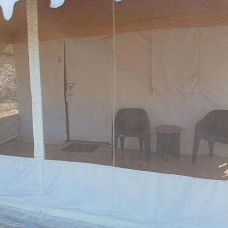 Shivir Aranya - Wilderness Resort Alwar Buitenkant foto