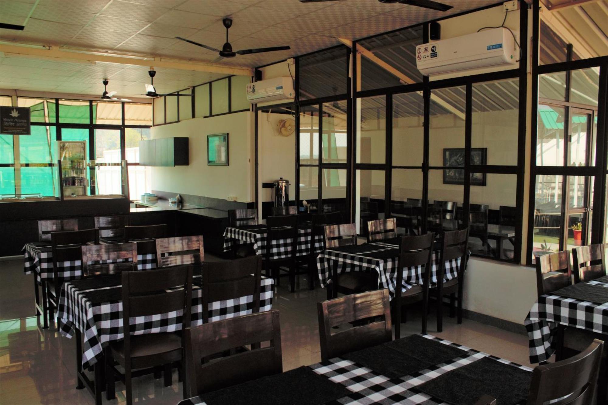 Shivir Aranya - Wilderness Resort Alwar Buitenkant foto