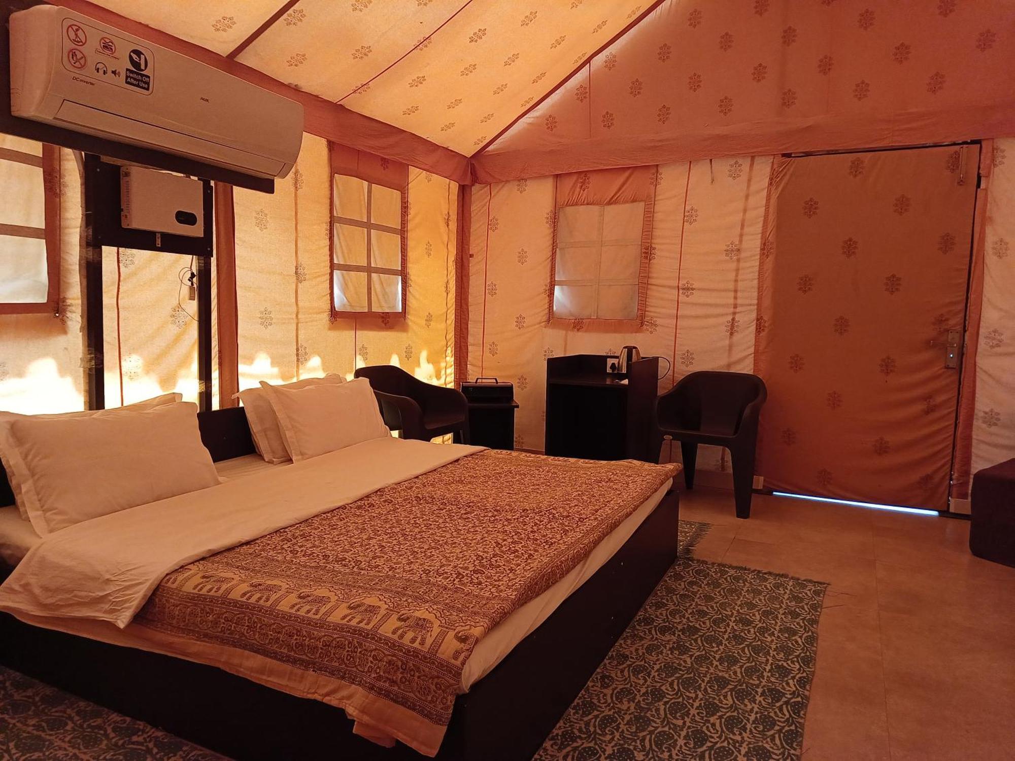 Shivir Aranya - Wilderness Resort Alwar Buitenkant foto