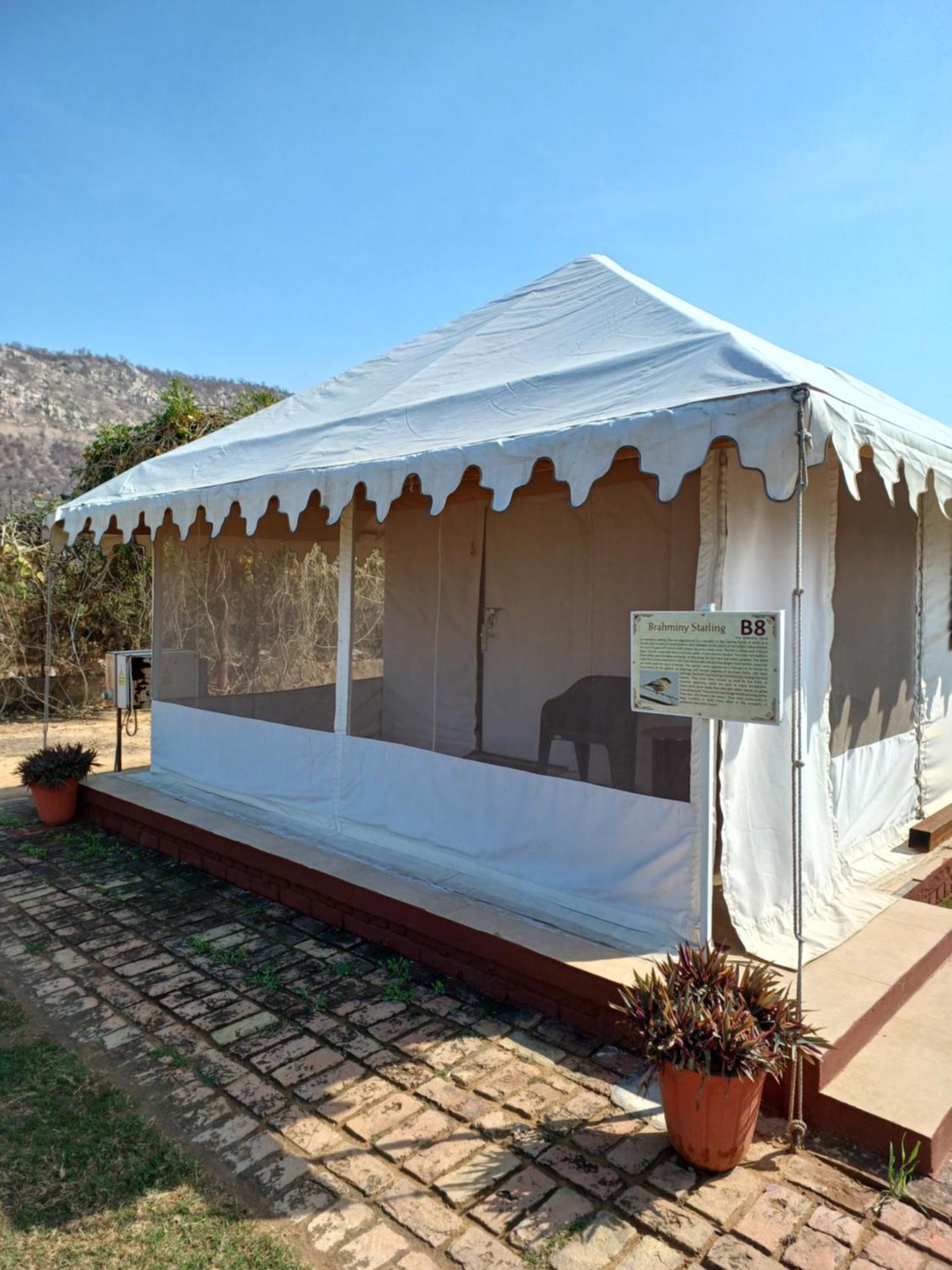 Shivir Aranya - Wilderness Resort Alwar Buitenkant foto