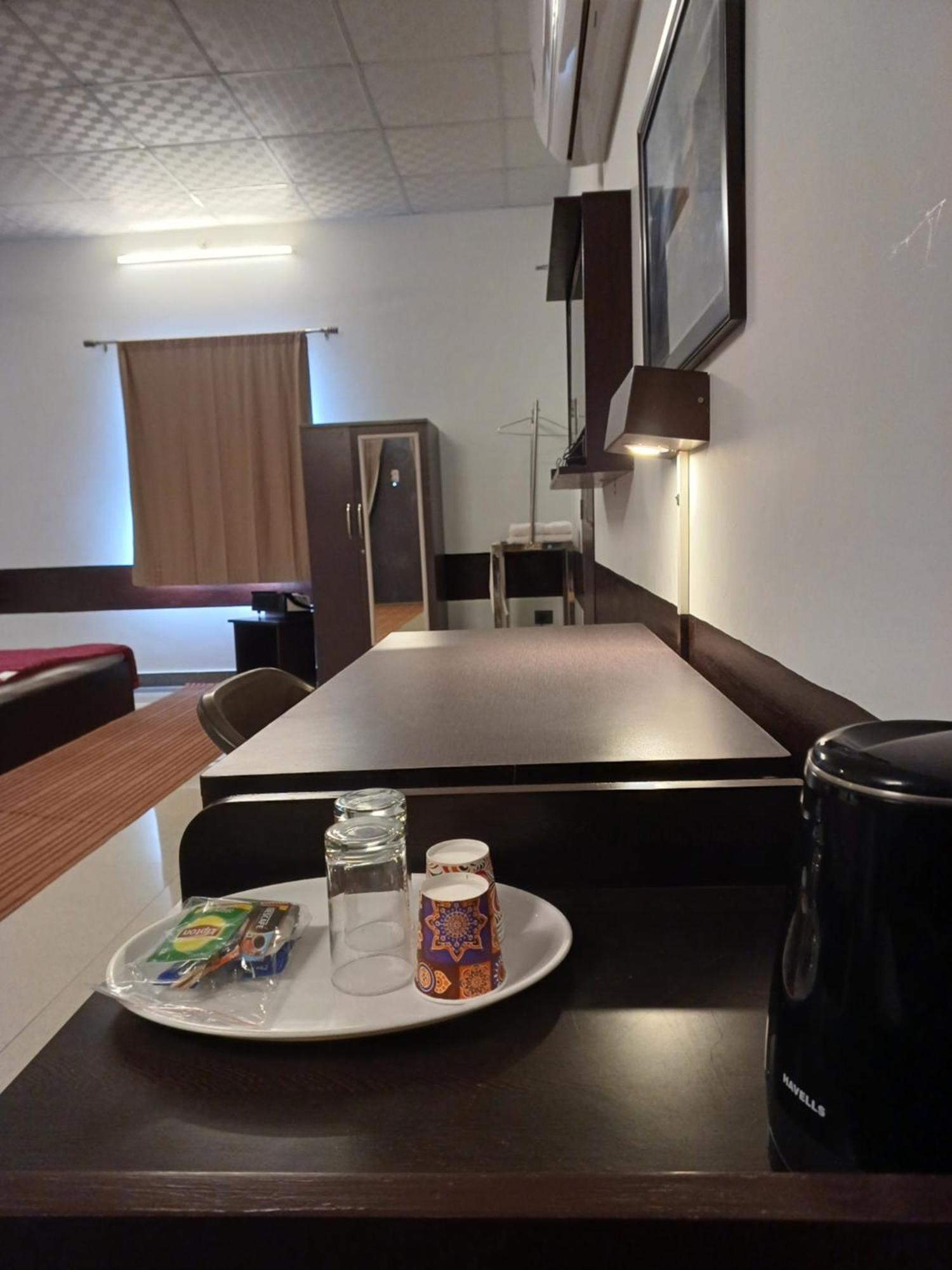 Shivir Aranya - Wilderness Resort Alwar Buitenkant foto