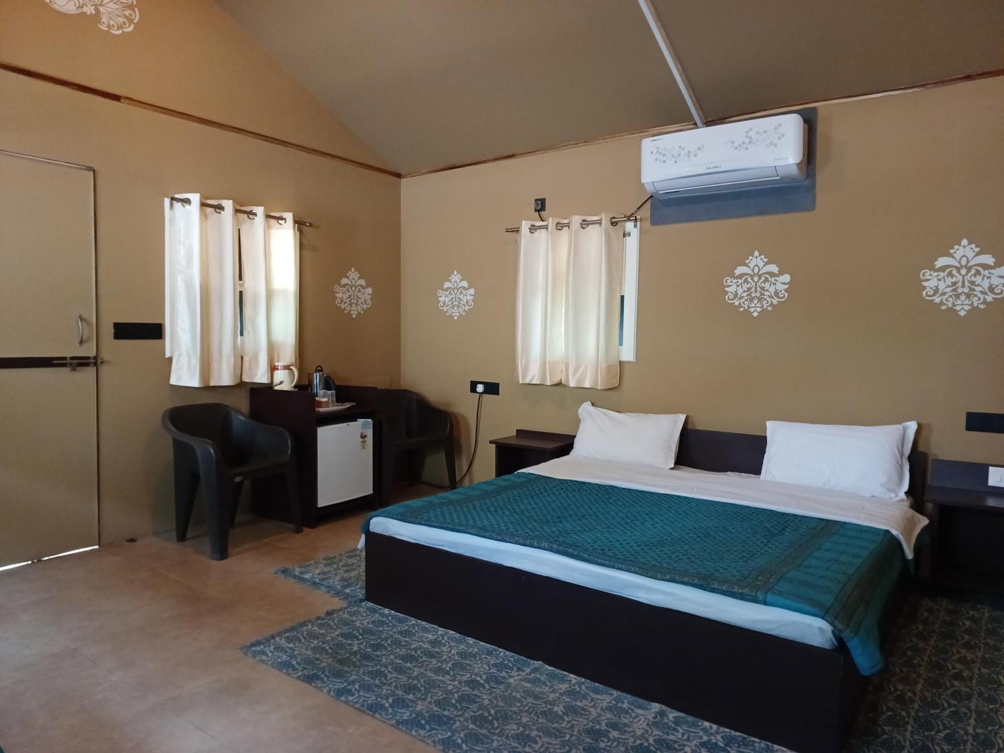 Shivir Aranya - Wilderness Resort Alwar Buitenkant foto